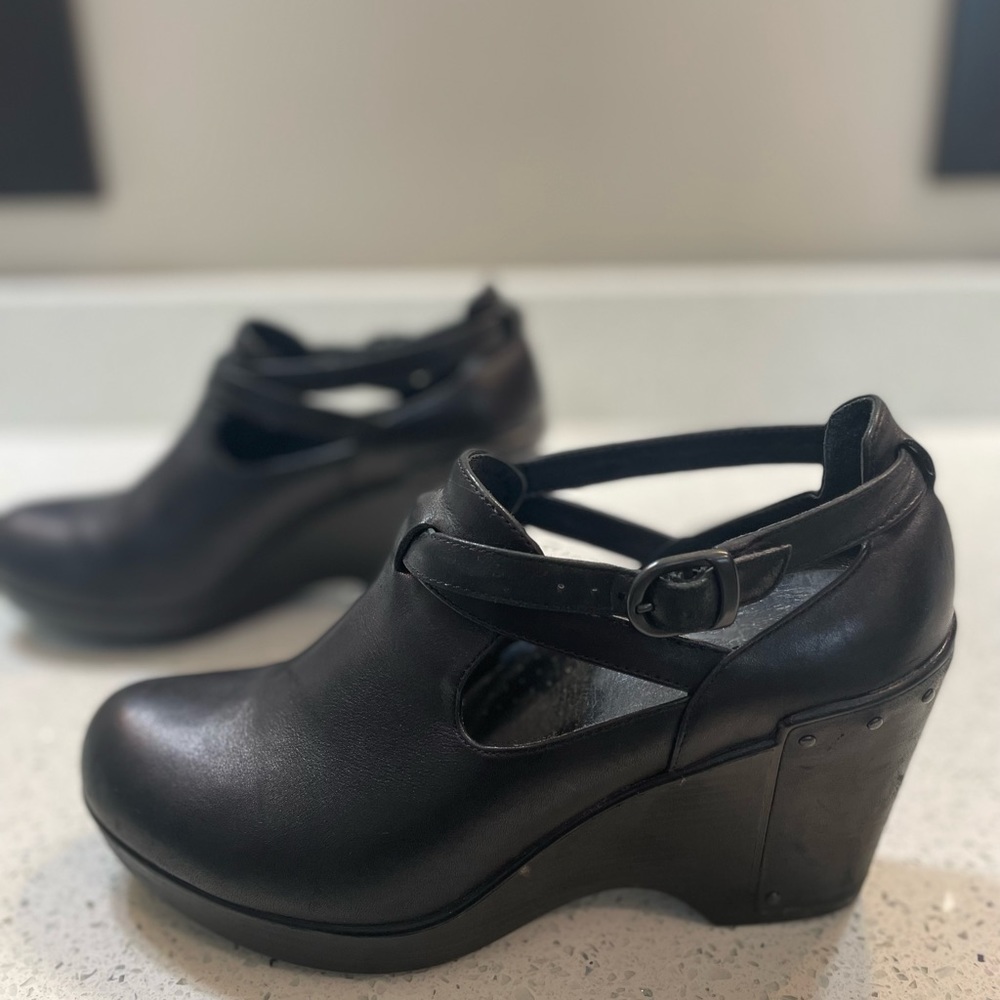 Dansko black wedge higher healed clogs 39